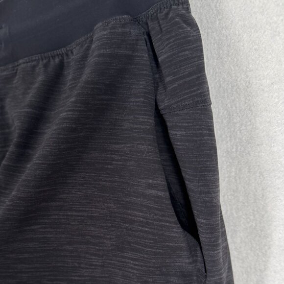 Lululemon T.H.E. Shorts Linerless‎ Heathered Black Mens M Workout Train Athletic - Picture 3 of 12